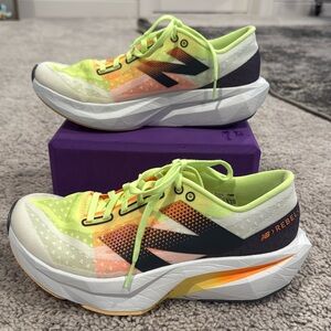 New Balance Lime Green and Black Athletic Shoes